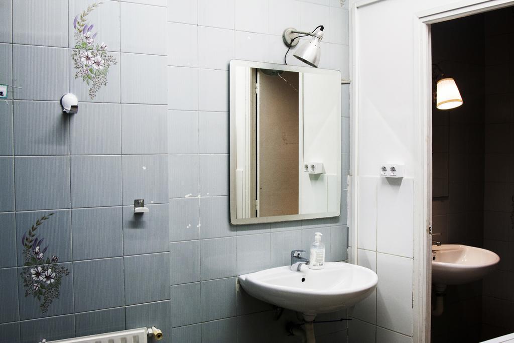 Art City Hostel Barcelona (Adults Only) Екстер'єр фото