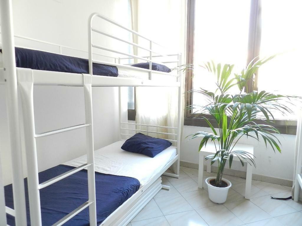 Art City Hostel Barcelona (Adults Only) Екстер'єр фото